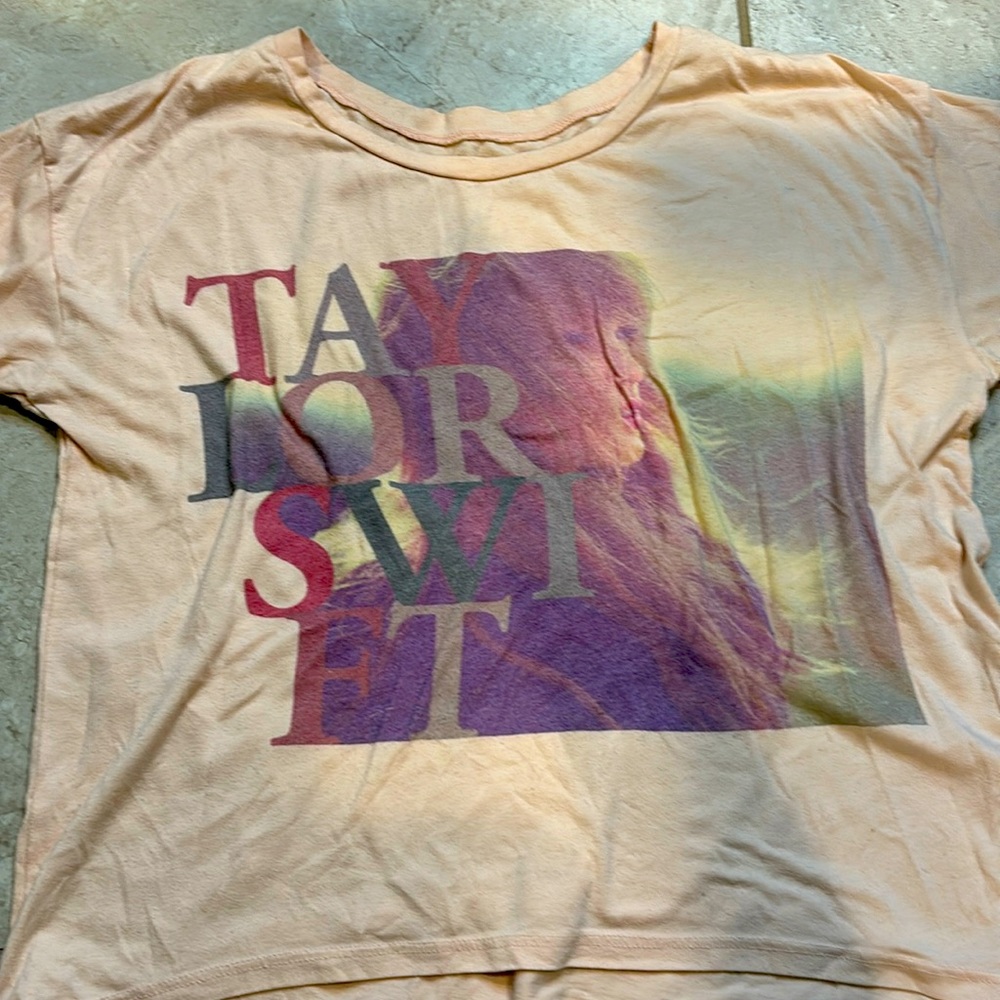 Taylor Swift Shirt size small